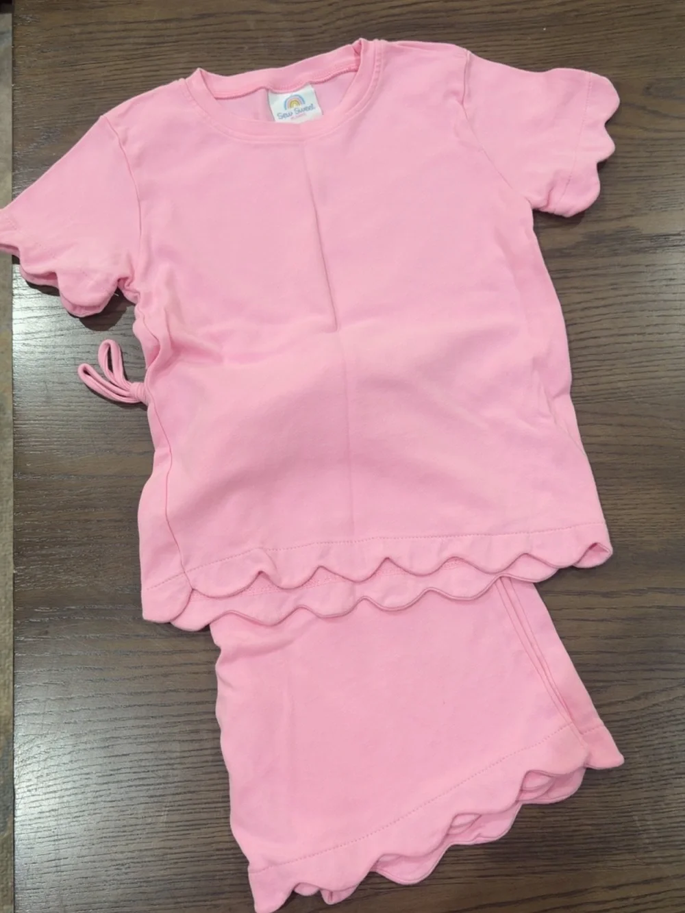 Soft pink Kids Matching Set with Scallop Trim